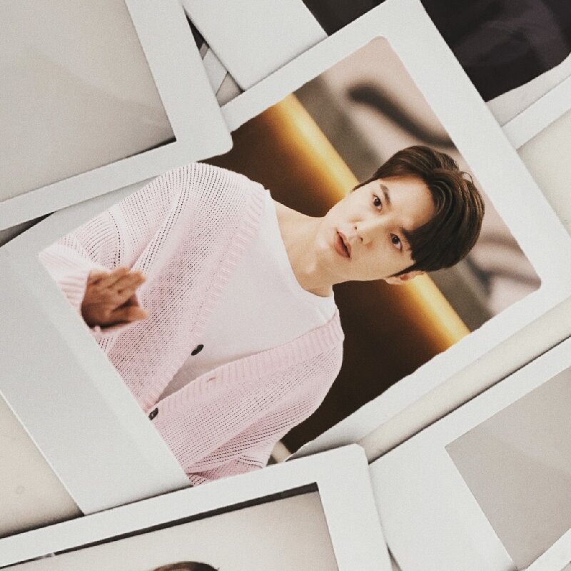 30/50PC Korean Idol Lee Minho  - Korean Lifestyle Magazine recensie en prijs