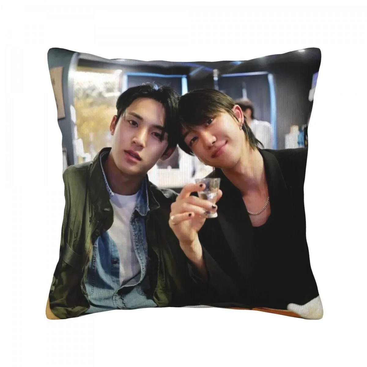 Korean 17 MINGYU Magazine Cove - Korean Lifestyle Magazine recensie en prijs
